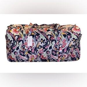 BNWT Vera Bradley XL Traveler Bag - Mod Paisley